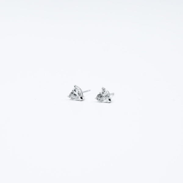Equi Heart solitaire 0.5 ct lab grown diamond earring in 18k white gold