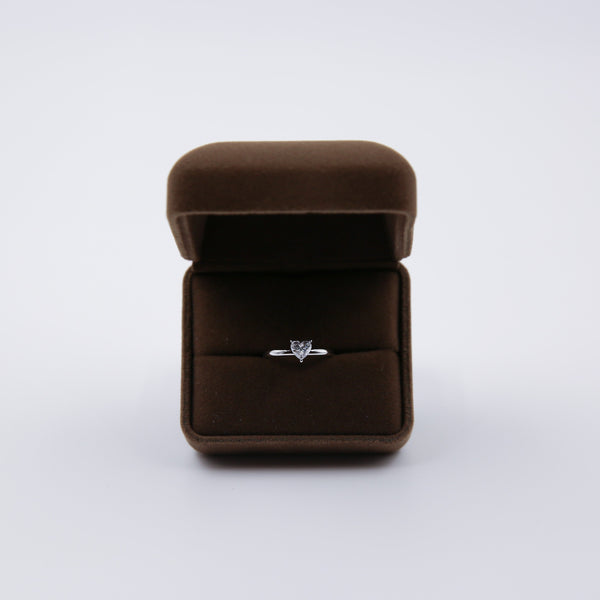 Heart_solitaire_ring_18k_white_gold_core_collection_02